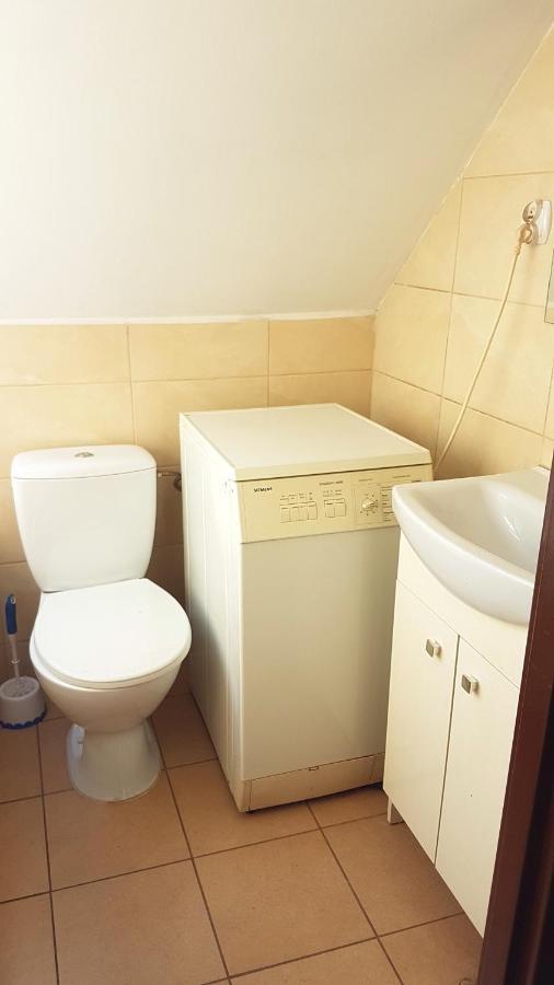 E&S_ Apartament Міліч Екстер'єр фото